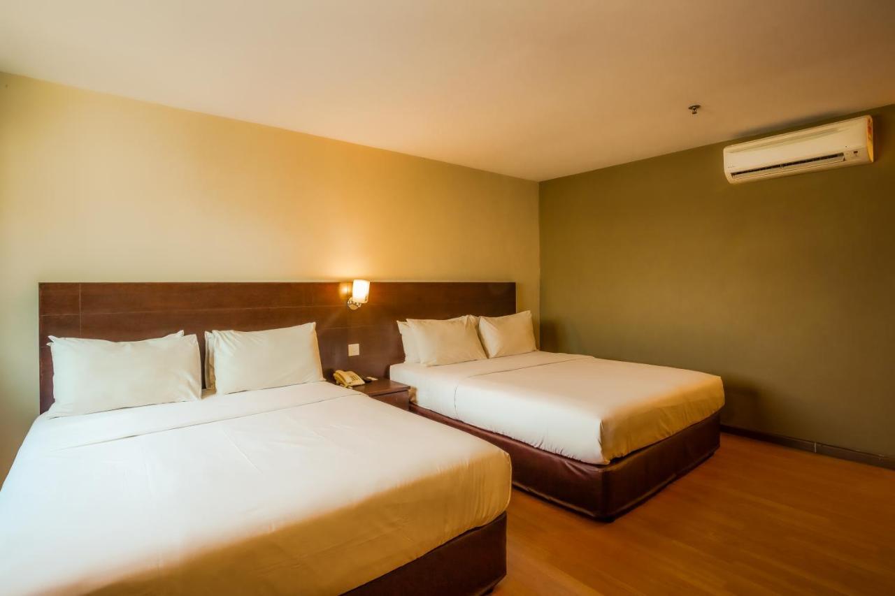 Pp Hotel By Moxy George Town Eksteriør bilde